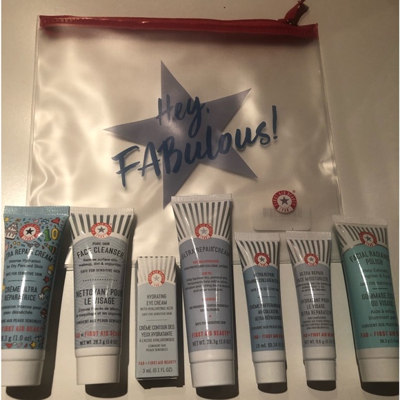 First Aid Beauty Skincare New First Aid Beauty Makeup Case And 8
